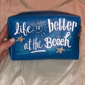 Summer time mini clutch